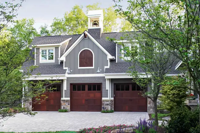 Reserve® Wood Collection — Semi-Custom Series garage door by Clopay